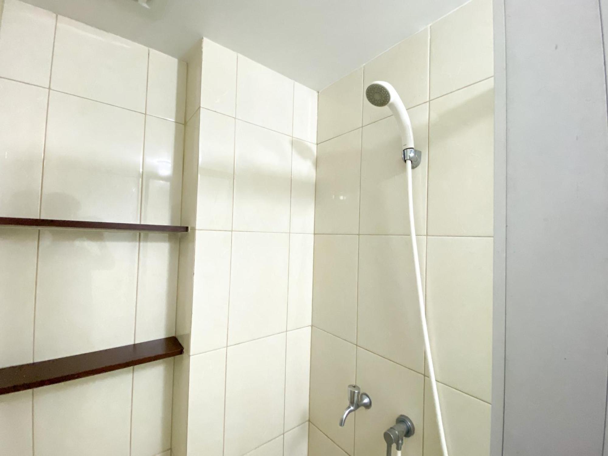 Apartemen Good And Well Furnished 2br At Springlake Summarecon By Travelio
